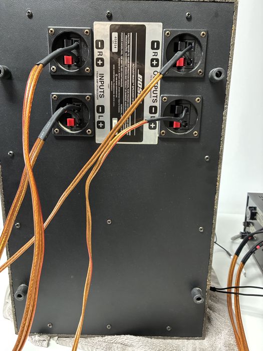 Sistem de boxe BOSE AM-5 Acoustimass