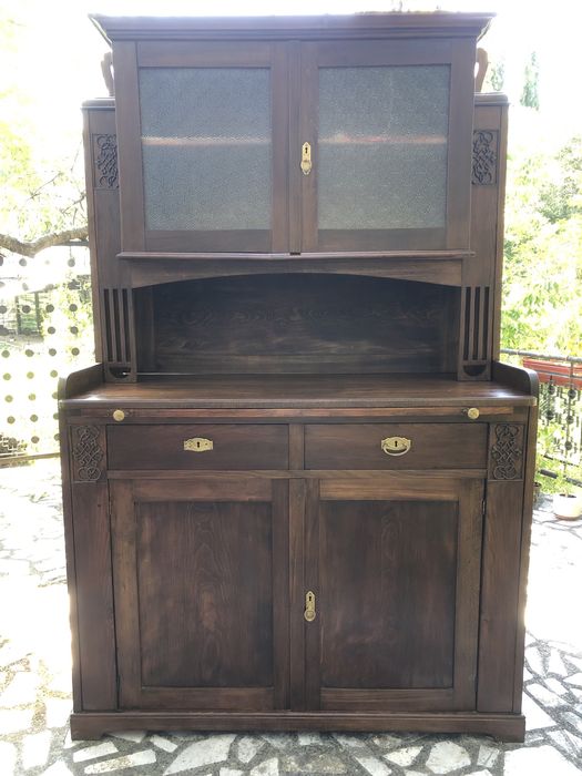 Антикварен , ретро , винтидж бюфет шкаф