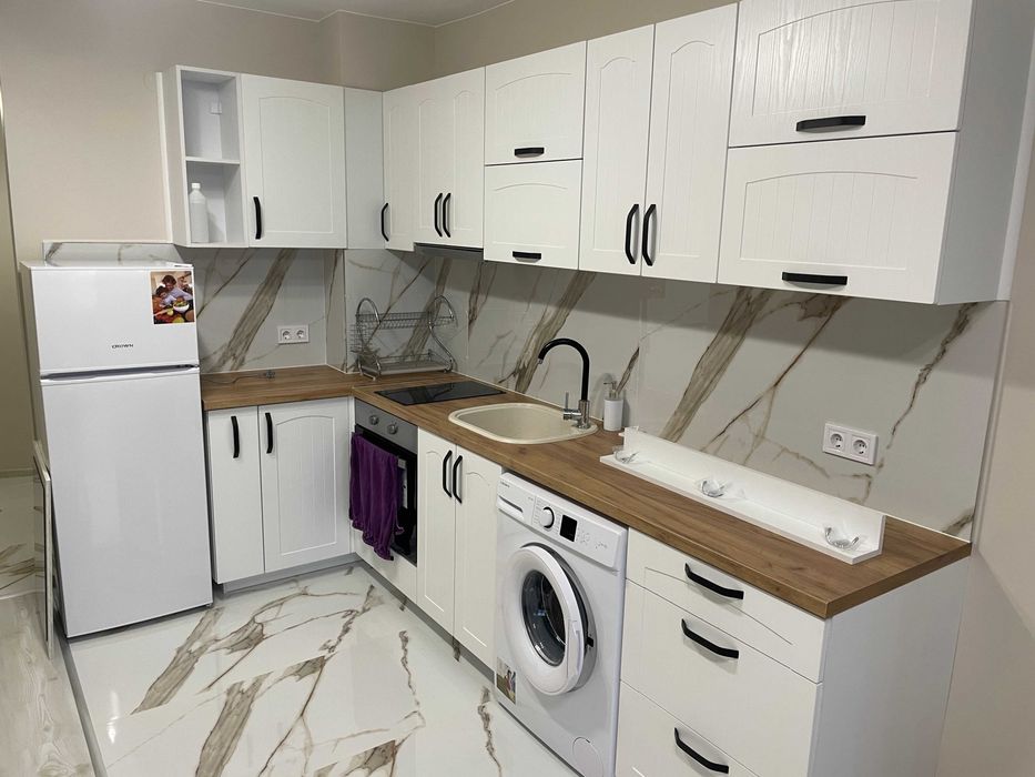 Дава се под наем Двустаен апартамент в Пловдив, Център - 77 кв.м за 469.2 € - Снимка #1