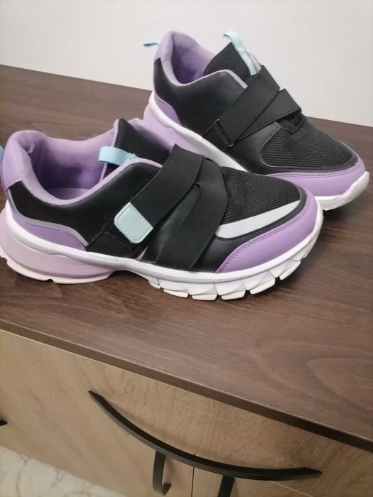 Дамски маратонки 38 размер