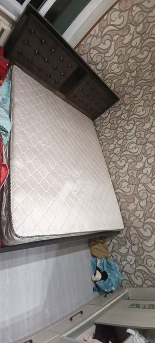 Продаю спальню в отличном состоянии!