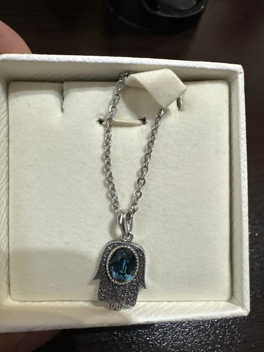 Сребърен синджир с висулка