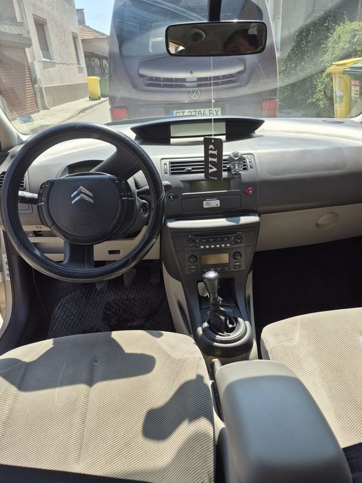 Автомобил за продан