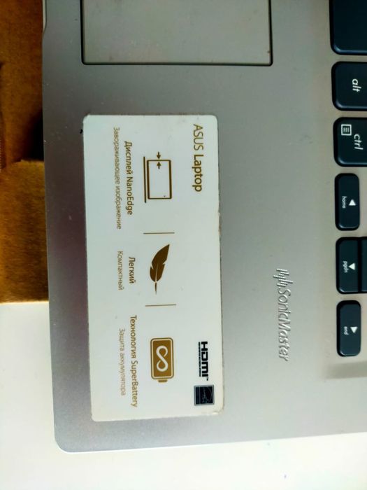 Ноутбук asus x415