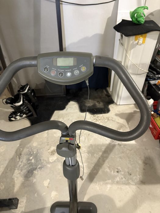 Велоаргометър  2 броя запазени