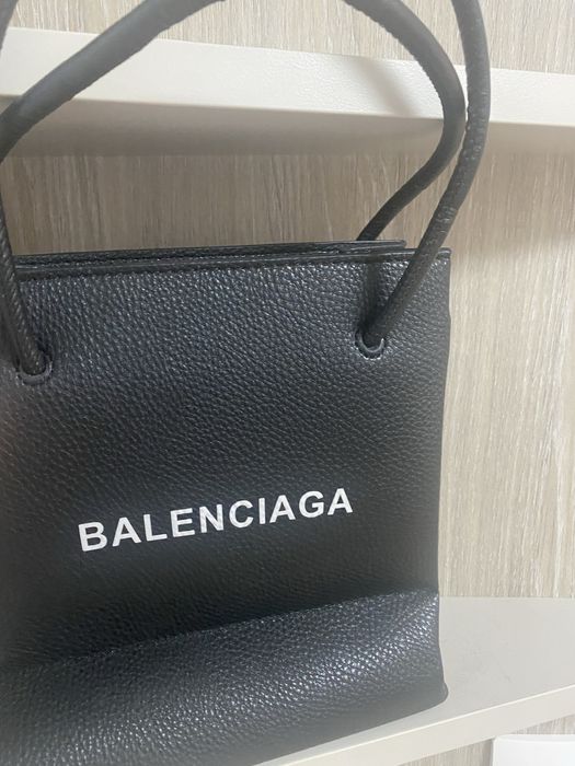 Малка черна кожена чанта Balenciaga  tote bag