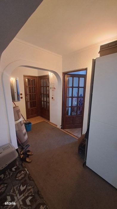 Basarab apartament 4 camere decomandat etaj intermediar