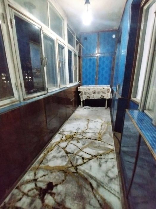 ^3/3/4 Балкон 1.5х6 Чиланзар 19 квартал Автошкола Продаётся квартира