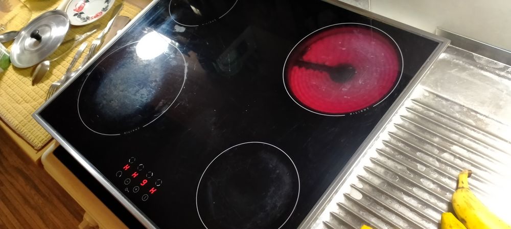 Варочная поверхность Hansa