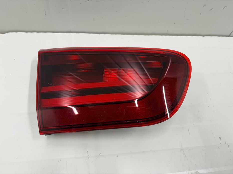 Ляв вътрешен стоп БМВ Ф20 Фейслифт Затъмнен Black Line