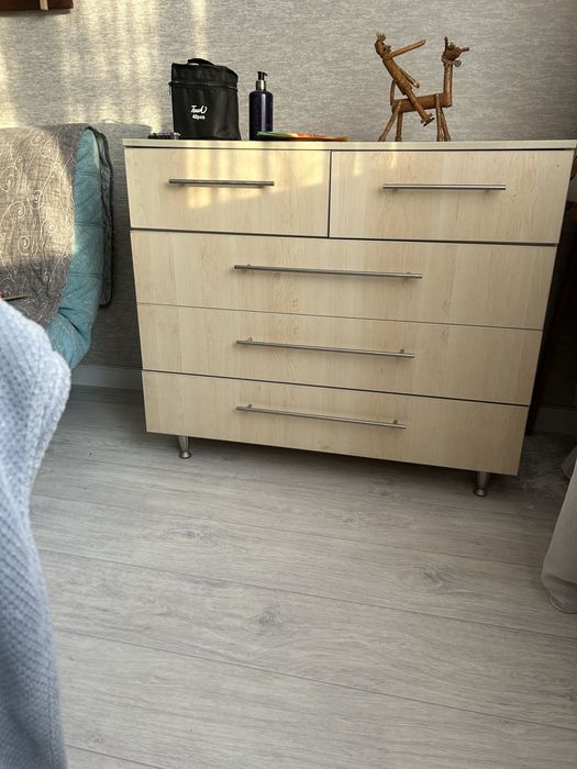 Продам комод и тумбу