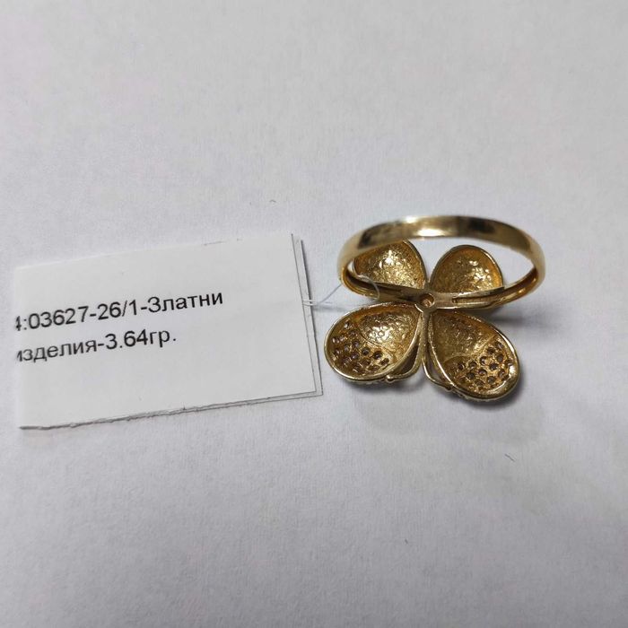 Златен пръстен 3.64гр.