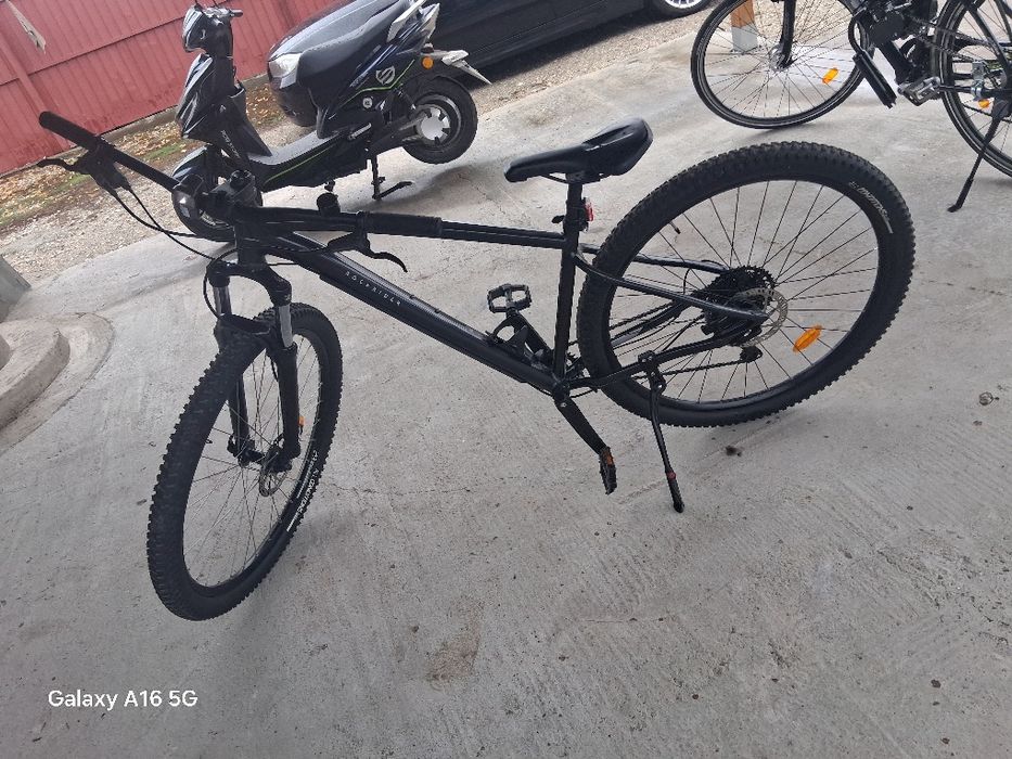 Vând Bicicleta Rockrider