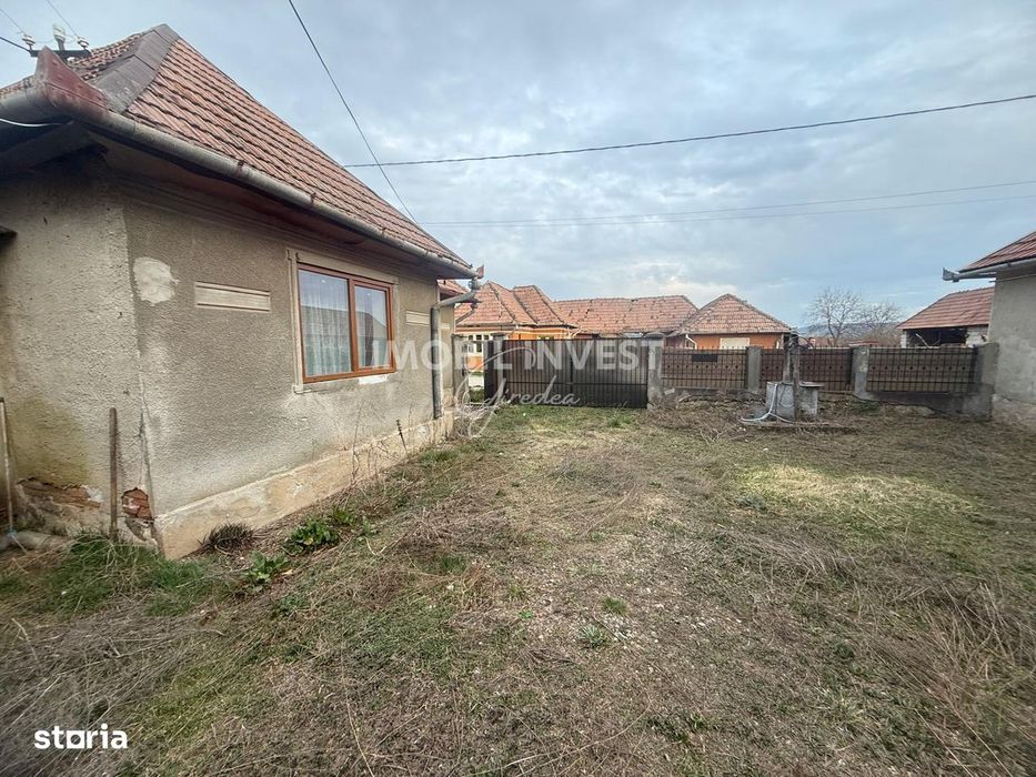 EXCLUSIVITATE! Casa de vanzare, comuna Cricau, teren 1400 mp