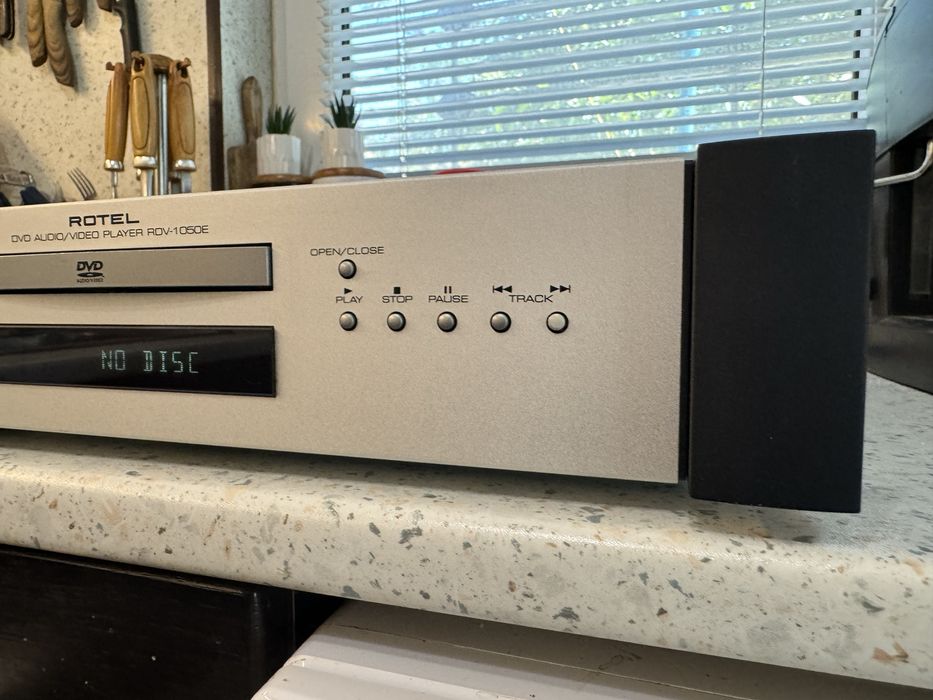 DVD Rotel RDV-1050e