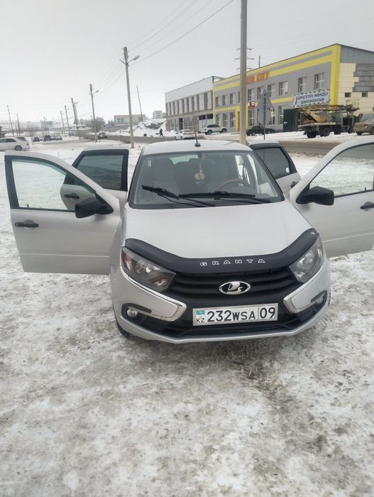 Продам авто машину лада гранта