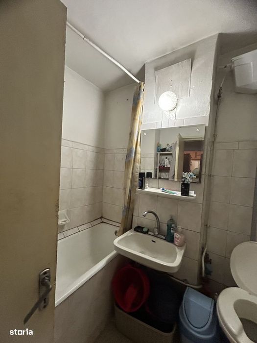 Apartament 2 camere, confort 1 decomandat, Prundu.