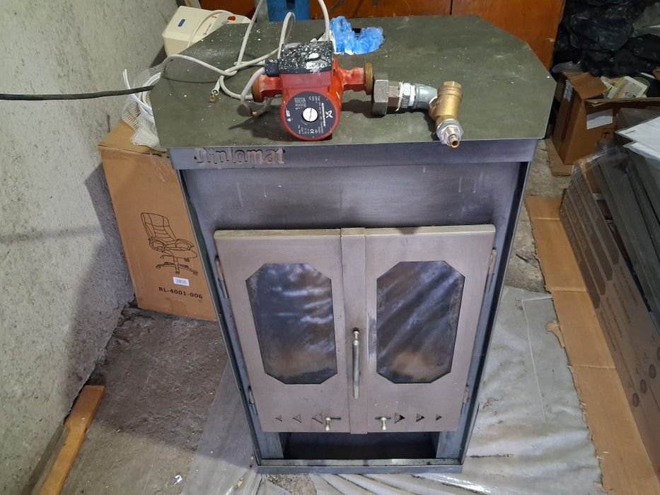 Камина с водна риза Дипломат