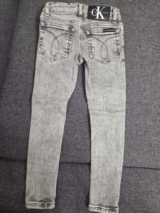 Детски дънки zara,mango,calvin klein