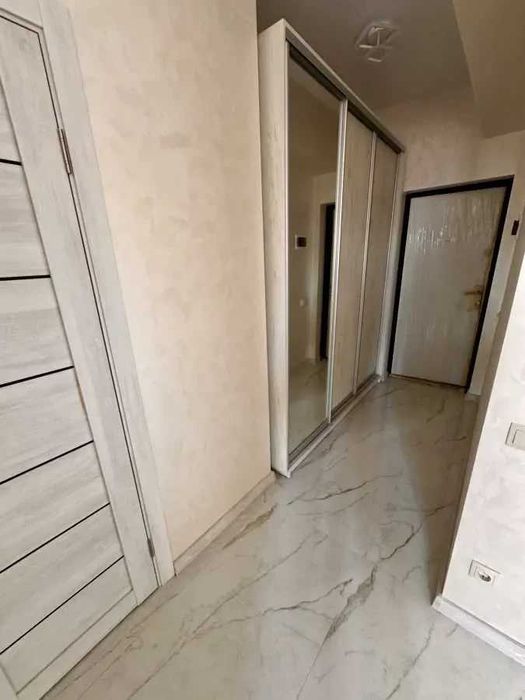 Дава се под наем Двустаен апартамент в София, Зона Б-18 - 55 кв.м за 510 € - Снимка #2