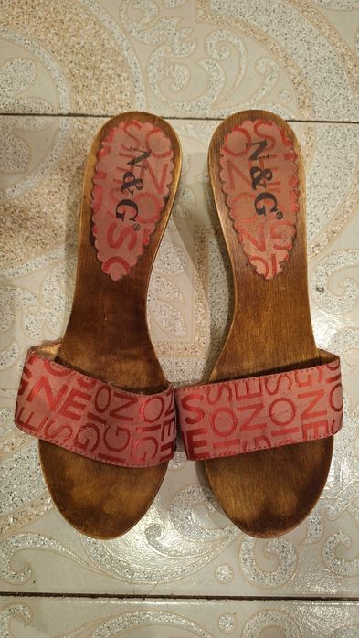 Дизайнерски чехли N&G – дървена подметка, размер 37