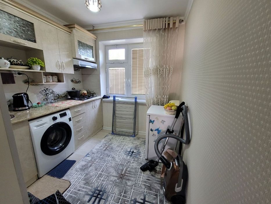 Мухаййо. Бегония олдида Янги ремонт.