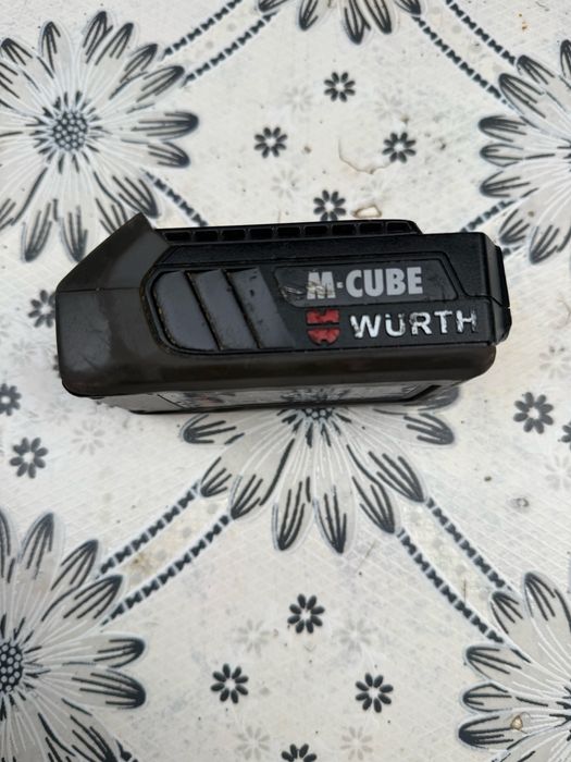 Акумулаторна батерия WURTH M-CUBE/ 18V/ 2Ah - Литиево йонна батерия