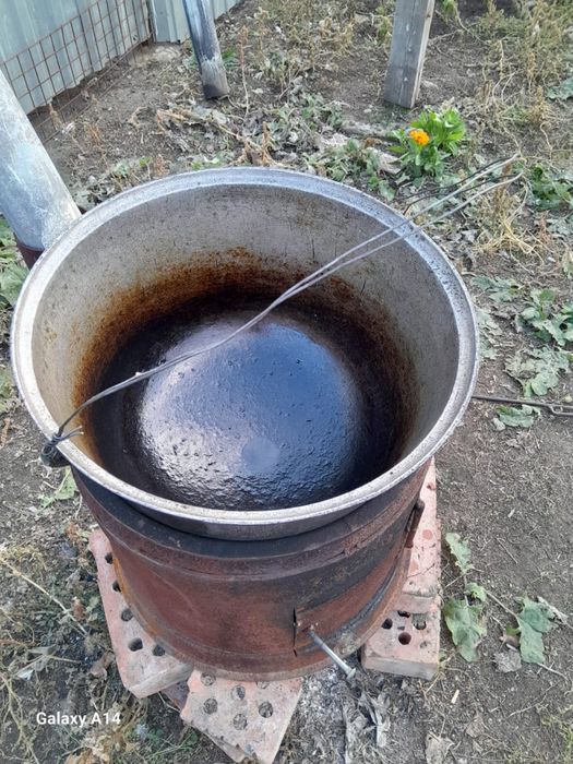 Продам казан и комплект для плиты