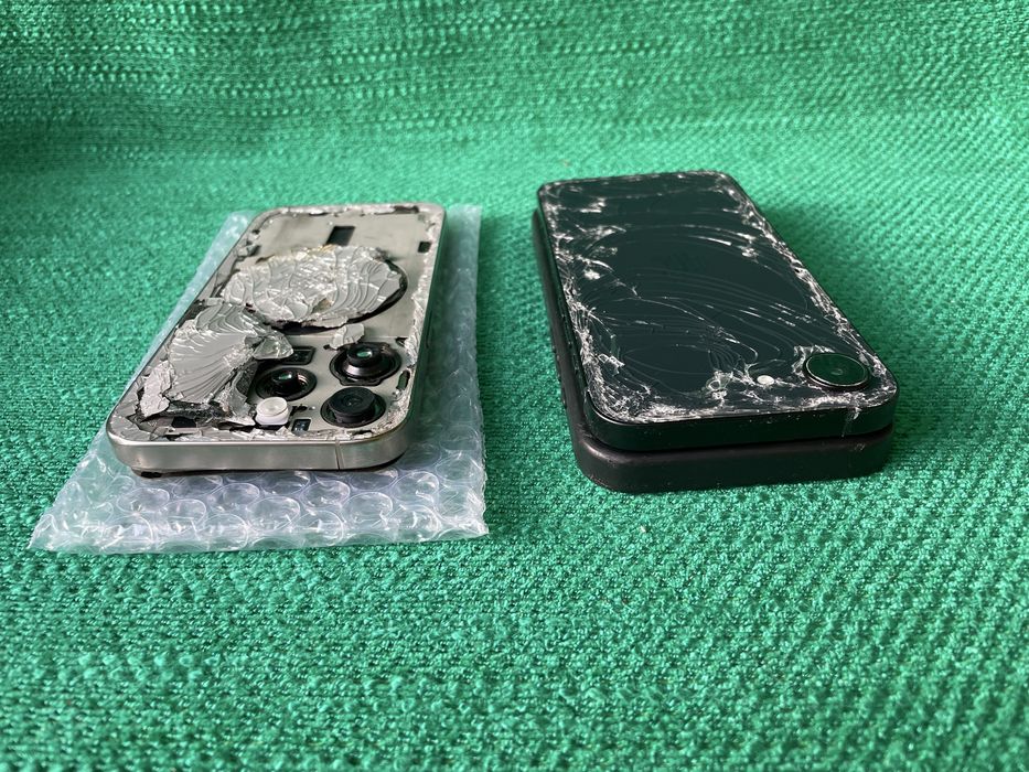vand iphone 15 pro  si 16e