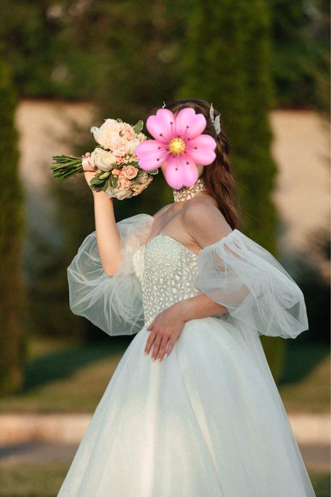 Продам дизайнерское свадебное платье