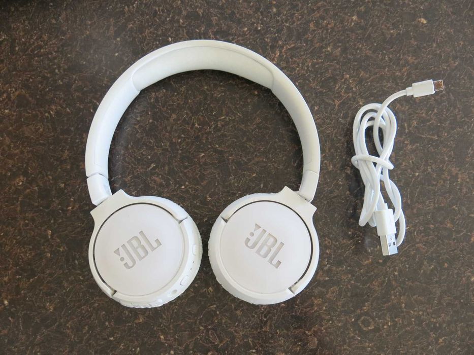 Безжични Bluetooth слушалки JBL TUNE600BTNC