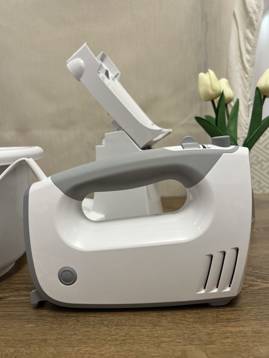 Ръчен миксер със стойка Bosch ErgoMixx