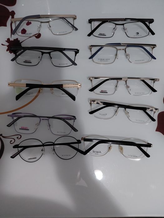 Vind rame ochelari