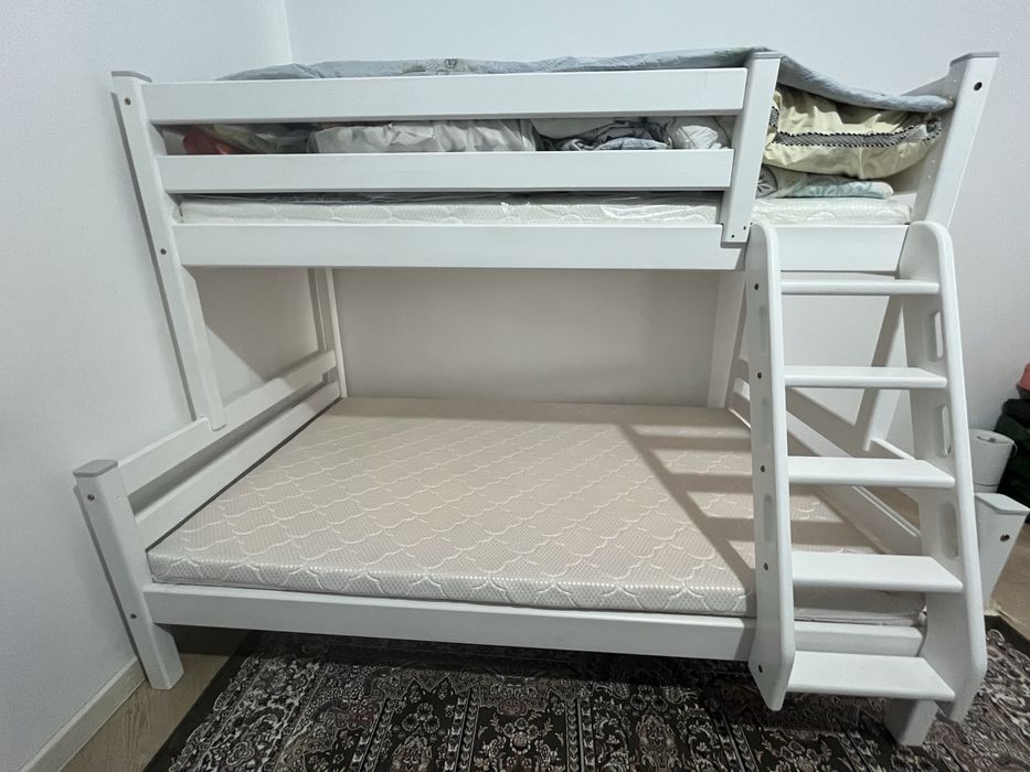 Спальная детская кровать