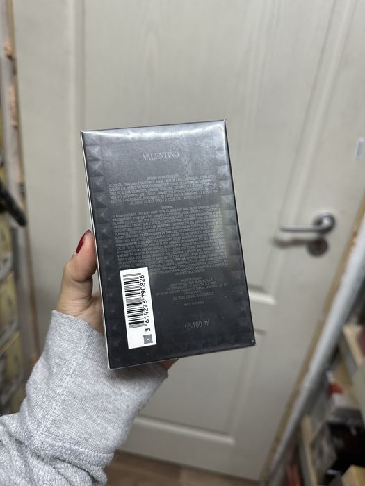 Valentino born in roma intense