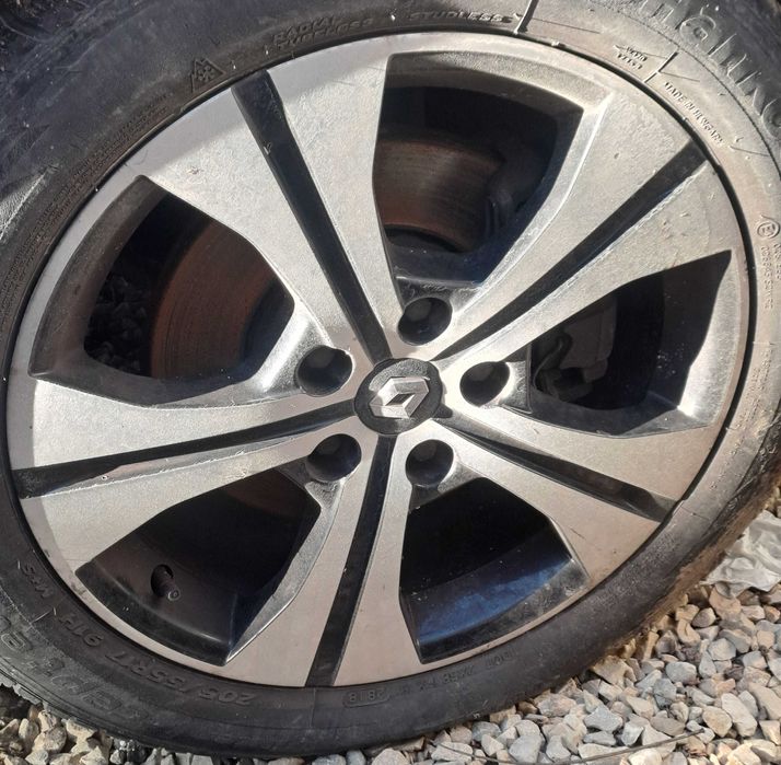 Джанти с гуми за Reno Megan, Scenic, Laguna  205 / 55 "17"" 5/114.3