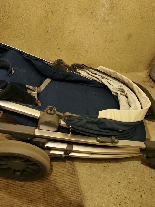 Количка бебешка продавам почти неизползвана