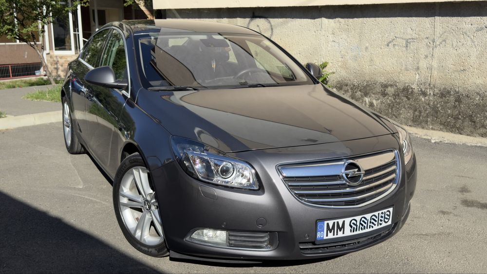Opel Insignia 2011