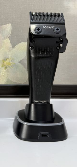 Машинка VGR professional clipper