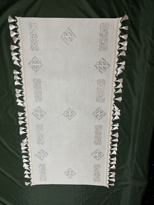 Ак жол и коробочка