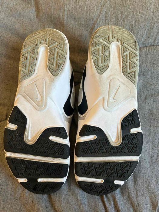 Nike Legend Essential 2 - оригинални