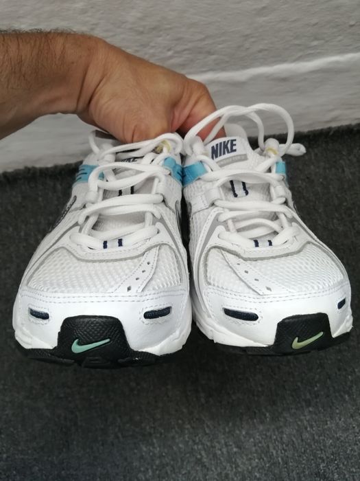 Adidași Nike marimea 38