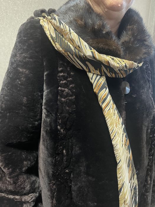 Шуба мутоновая б/у