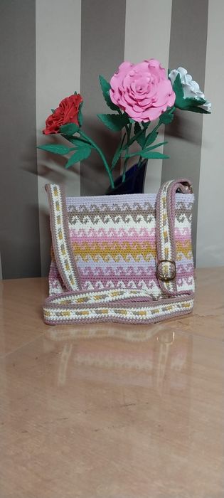 Вязаные сумочки ручной работы