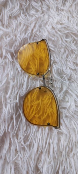 Lentile clip on pentru ochelarii de vedere