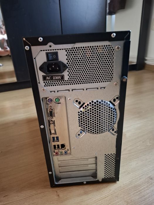 Vand calculator de office cu i3 6100