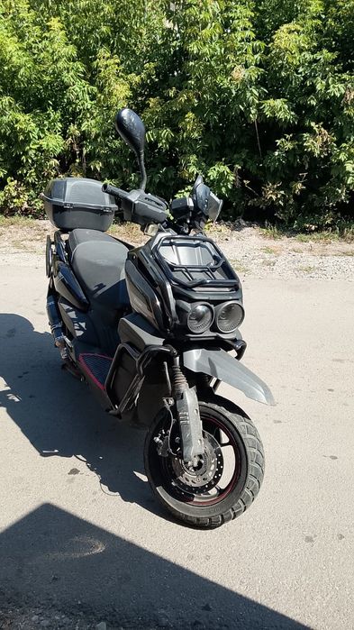 Продам скутер с документами