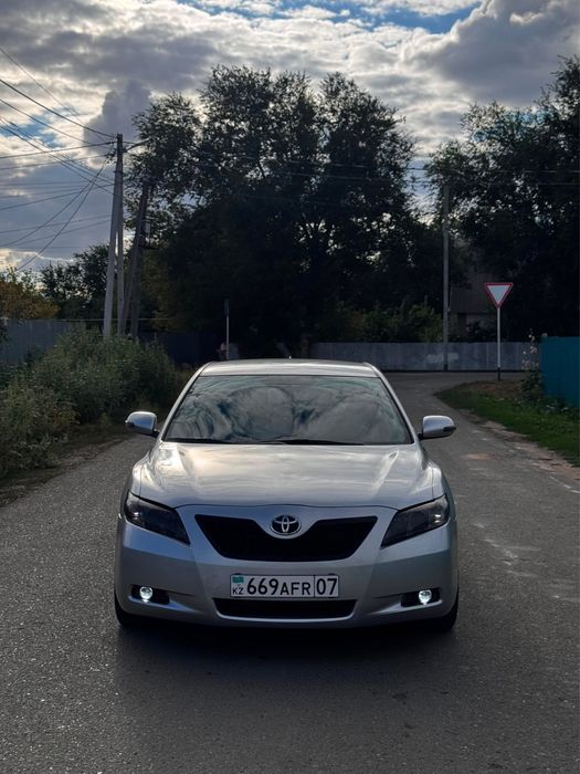 Продам Toyota Camry 40
