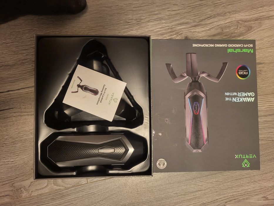 Microfon VERTUX
Sci-Fi Cardioid Gaming Microphone