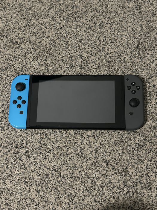 Nintendo switch stare foarte buna-rezervat